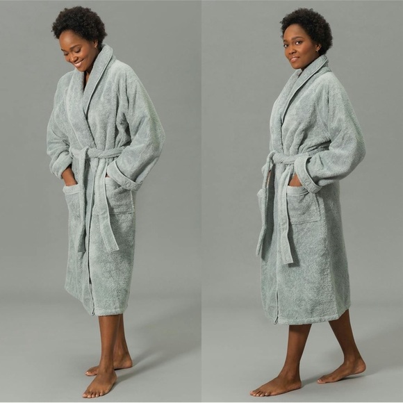 Montauk Cairo Cotton Terry Robe Size Medium/Large NWT Pool & Pool